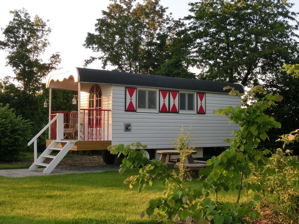 Bed and Breakfast Pipowagen Camping Puur Genieten Someren Номер фото
