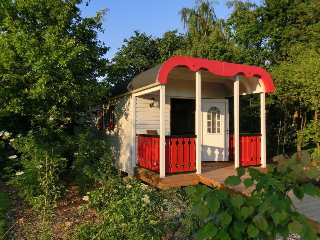 Bed and Breakfast Pipowagen Camping Puur Genieten Someren Номер фото